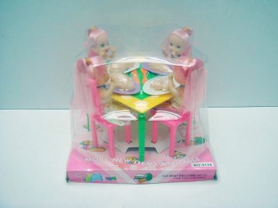 TABLE SET W/DOLL - HP1001646