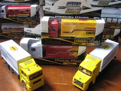 FREE WAY DIE CAST CONTAINER TRUCK RED YELLOW WHITE - HP1005821