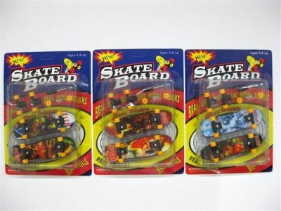 FINGER SKATEBOARD W/ACCESSORIES 2/S - HP1009270