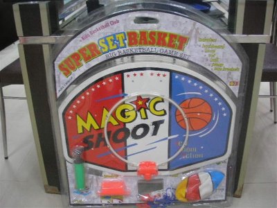 BASKETBALL BOARD W/BALL - HP1009941