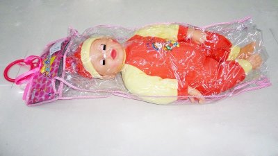 DOLL W/MUSIC - HP1016857