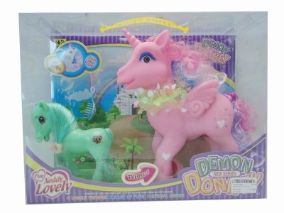 2/S HORSE W/LIGHT & MUSIC INCLUDED BUTTONCELL - HP1022747