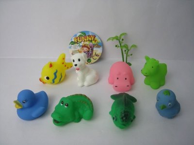 VINYL ANIMALS 8PCS W/TREE - HP1023623