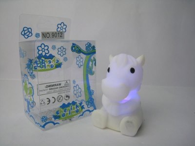 VINYL TOYS W/LIGHT INCLUDED BUTTONCELL - HP1023674