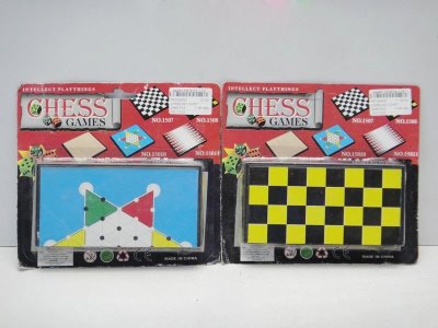 CHESS SET 2ASST - HP1026007