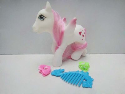 VINYL HORSE W/COMB & HAIRPIN - HP1031333