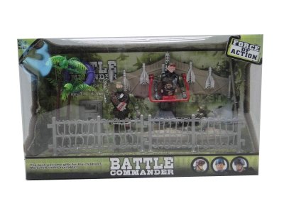 2PCS SOLDIER W/ACCESSORIES &  BOAT - HP1032752