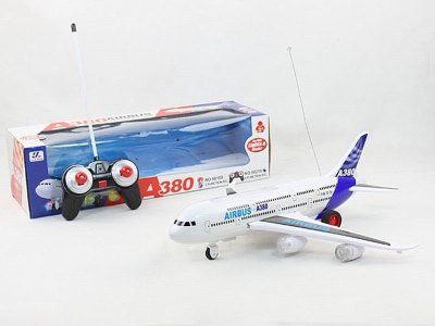 A380四通落地遥控飞
机带灯光音乐绿色 - HP1042400