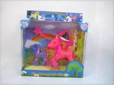 VINYL HORSE W/ACCESSORIES  - HP1044925