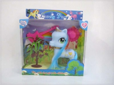 VINYL HORSE W/ACCESSORIES  - HP1044935