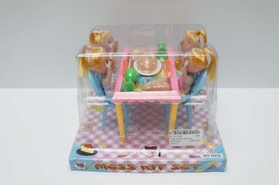 TABLE SET W/DOLL - HP1047006