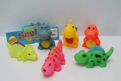 6/S VINYL TOYS - HP1047260