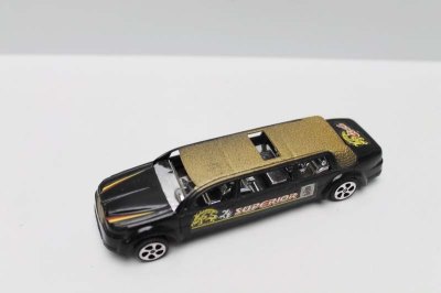 喷漆回力车 黑红蓝3色混装 - HP1047465
