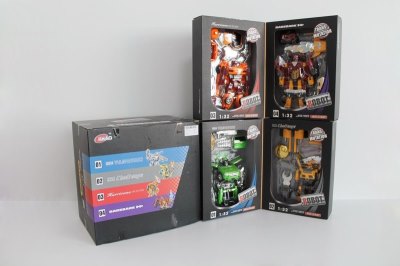 1:32 TRANSMUTATION ROOT (DIE CAST) 4ASST 4PCS DISPLAY BOX RED/ORANGE/GREEN/YELLOW - HP1047807