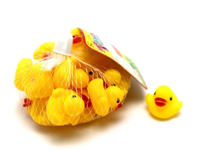 20PCS 2.7CM VINYL DUCKS  - HP1061414