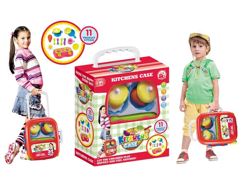 SUITCASES W/KITCHEN SET - HP1081244