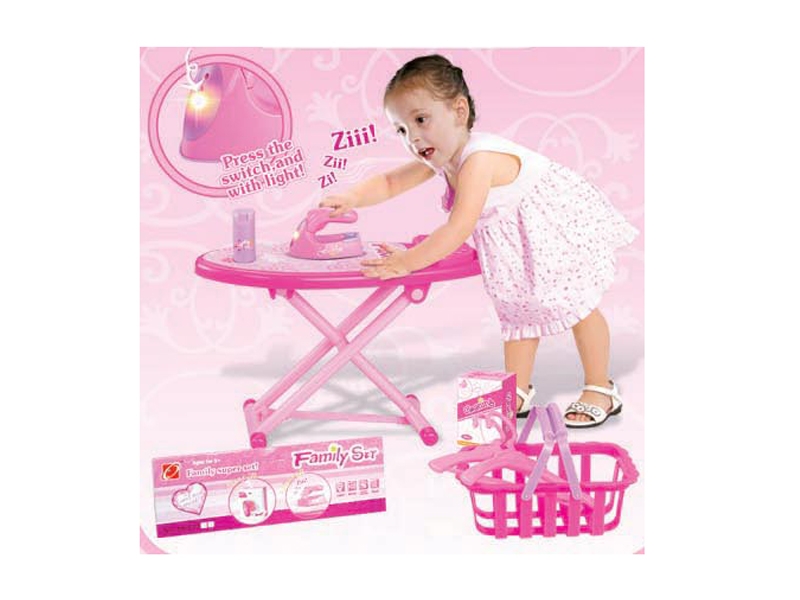 B/O FAMILY SET W/LIGHT & MUSIC - HP1102147