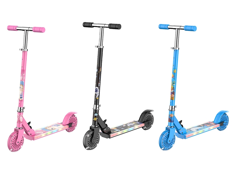 SCOOTER W/LIGHT,3COLOURS - HP1240509