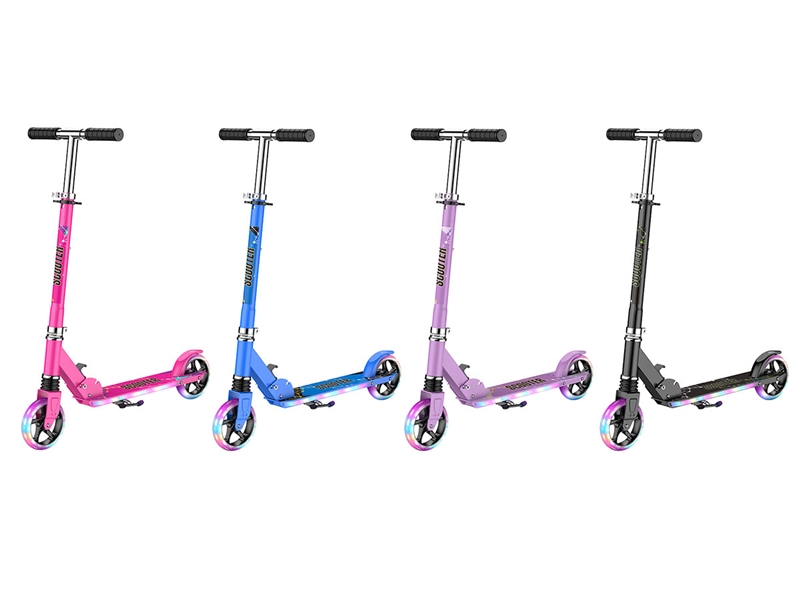 SCOOTER W/LIGHT,4COLOURS - HP1240510