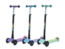 SCOOTER W/LIGHT,3COLOURS